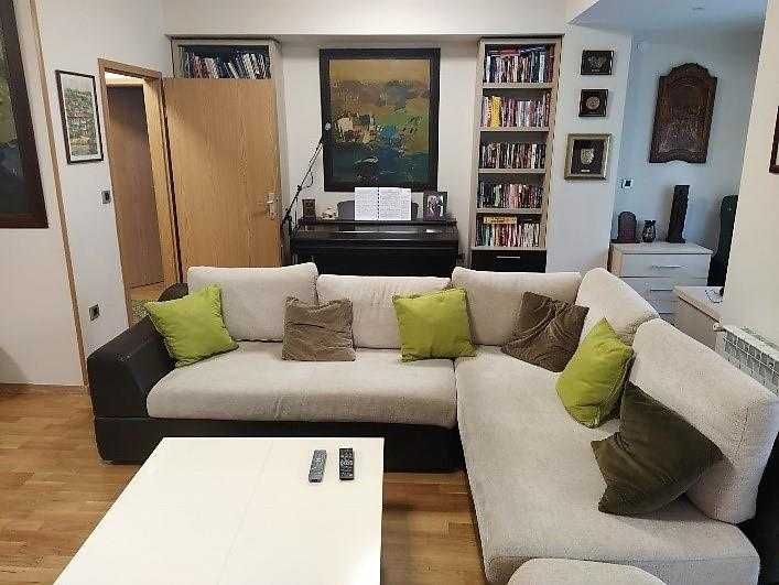 Дава се под наем Двустаен апартамент в Бургас, Братя Миладинови - 56 кв.м за 204 € - Снимка #1