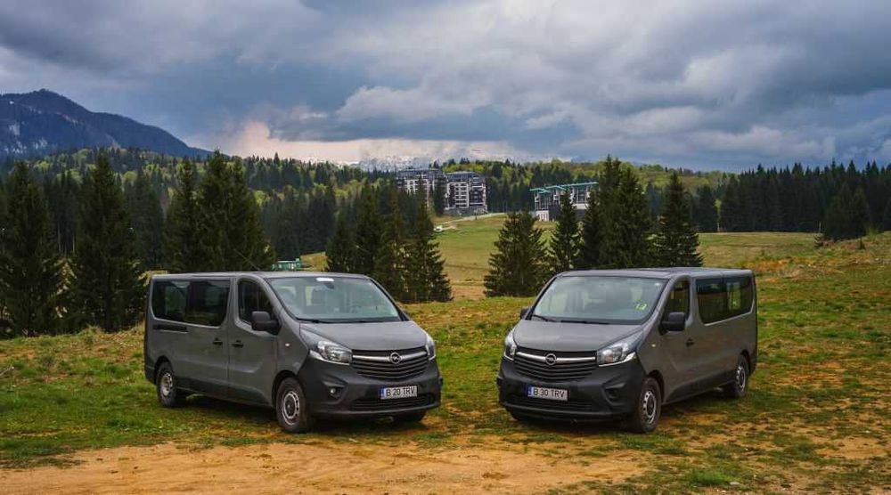 Inchiriez microbuz Opel Vivaro  8+1 locuri - model lung