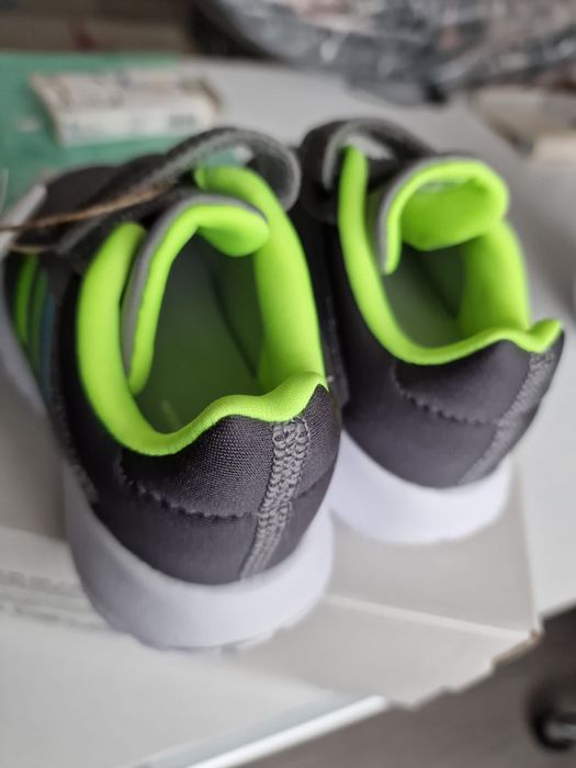 Adidas copii Originali Noi 22