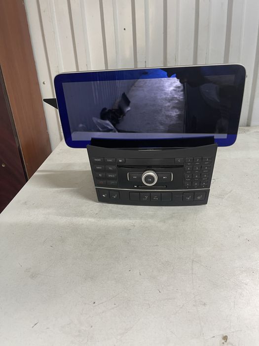 Android 10 Mercedes E212