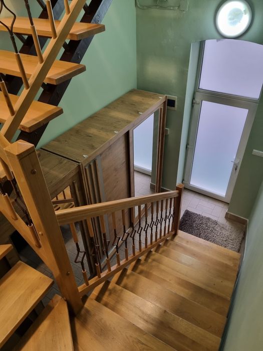 De închiriat apartament deosebit ultracentral, 3 camere, 2 băi, utilat