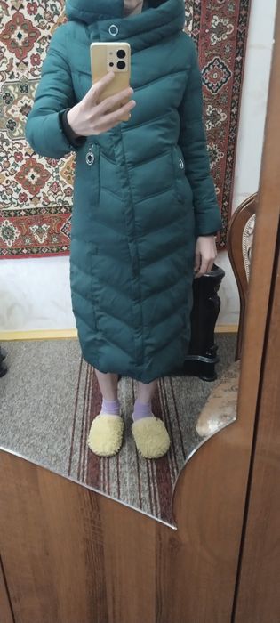 Куртка тёплая( пуховик)