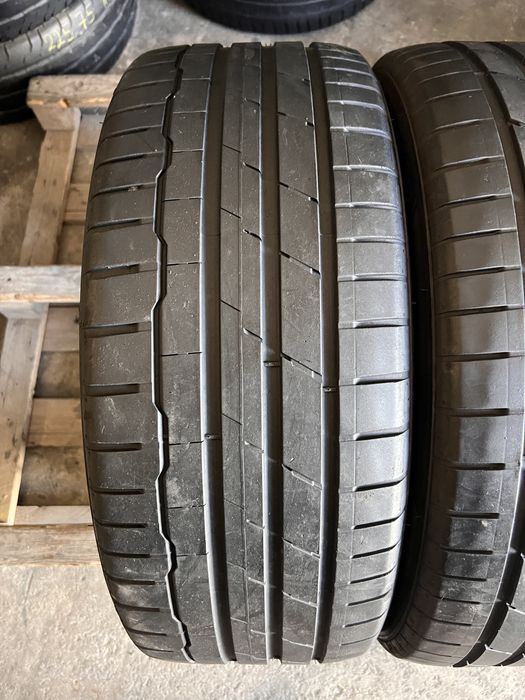 2 anvelope vara 235/45/19 , Hankook , DOT 2021