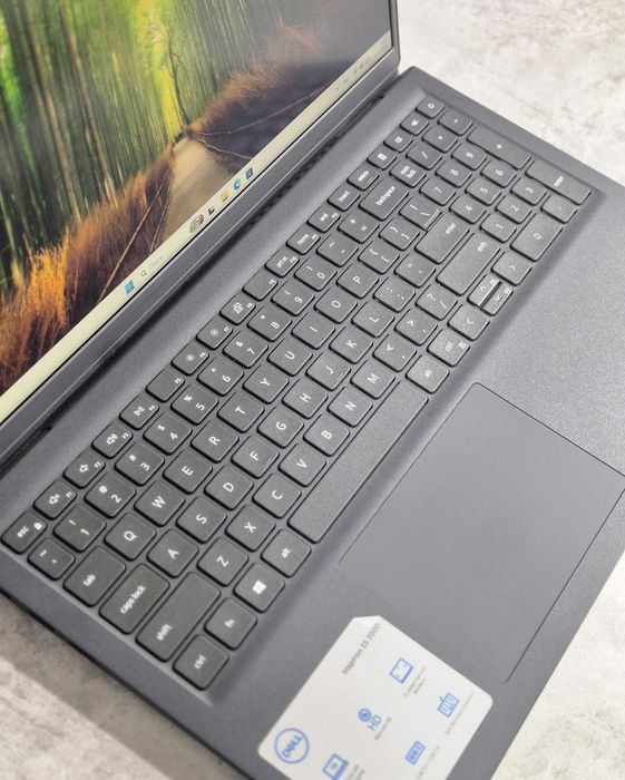 Dell Inspiron Core i3-1115G4 8/256gb