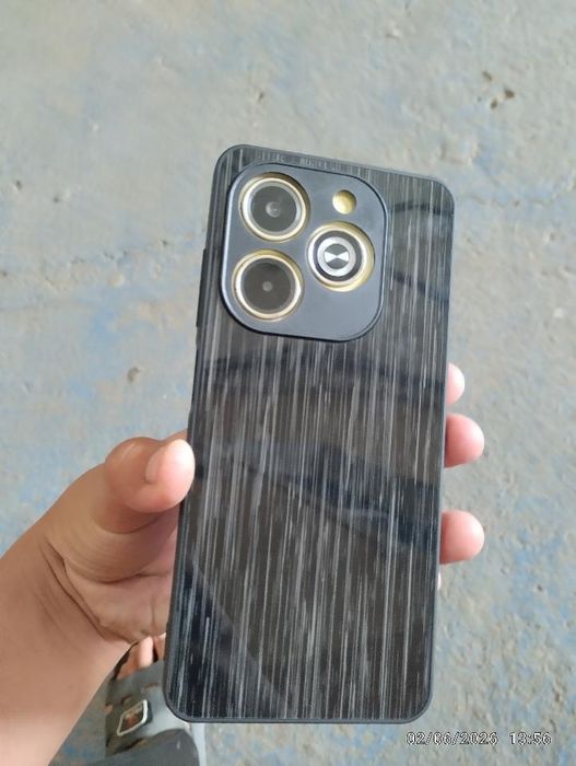 Infinix Hot 40 i