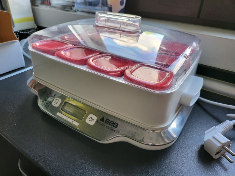 Уред за заквасване на мляко за приготвяне на кисело мляко SEB YG661500