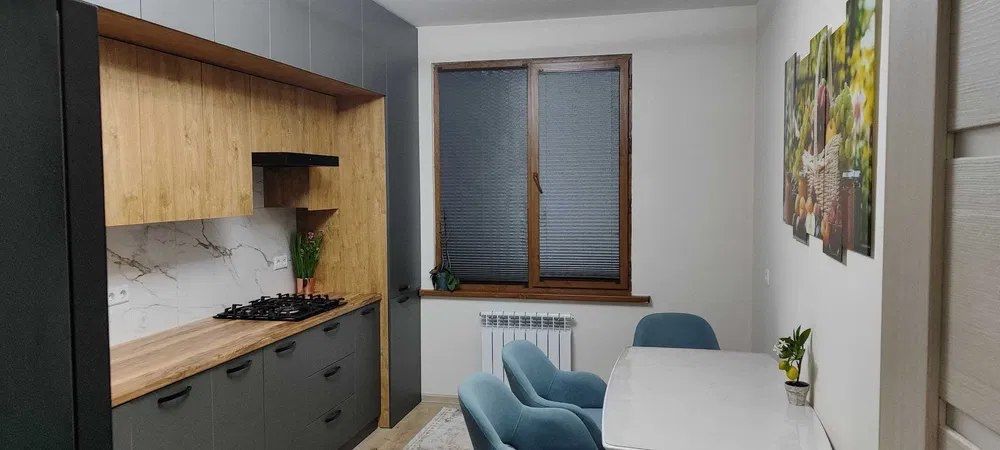 Сдаётся квартира 2/2/10 на Сергили р-не, ЖК Грин Хаус.