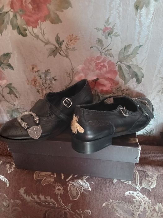 Кожаные туфли новые