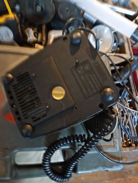 Стари  телефони  пишеща машина