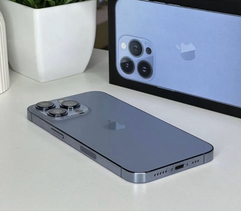 iPhone 13 Pro 256гб В Идеальном состояние