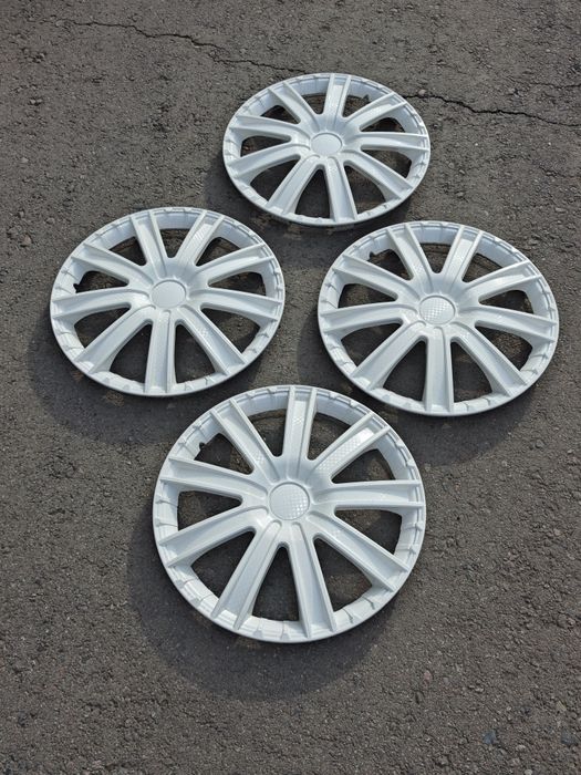 Колпаки R15 белые
