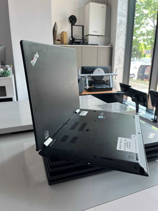 Lenovo ThinkPad X13 Yoga i5-10310u-16Gb ram-256gb Ssd