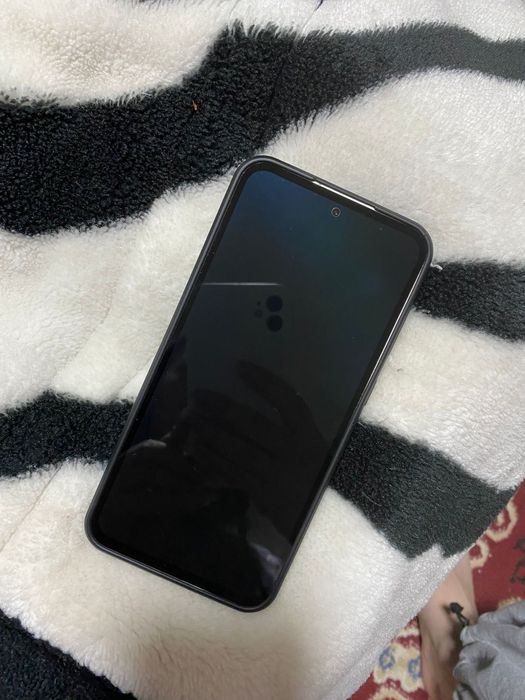 Продам Samsung Galaxy S23FE в идеальном состоянии