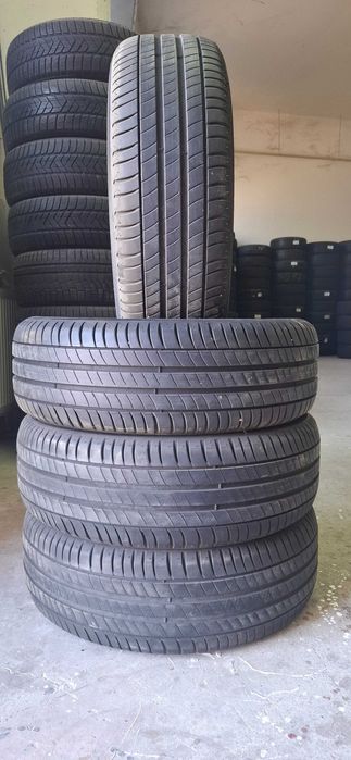 4бр. 215/60/17 Michelin 6.5mm грайфер, дот 20г. +++