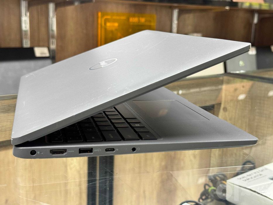DELL Inspiron 15 3540 Core i5-1335U ram 8 ssd 256