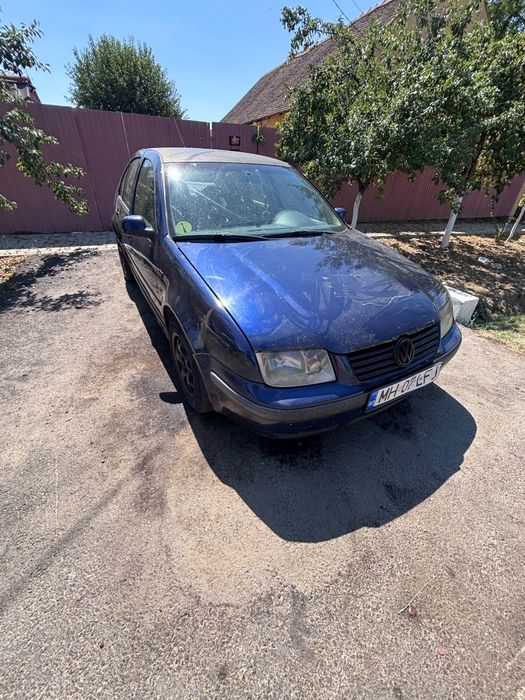 Volkswagen Bora, 653 € — imagine 5