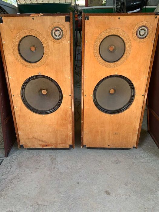 Продаю колонки Симфония-003