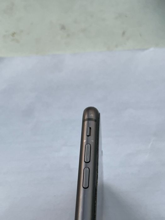 iPhone 11 64GB черный