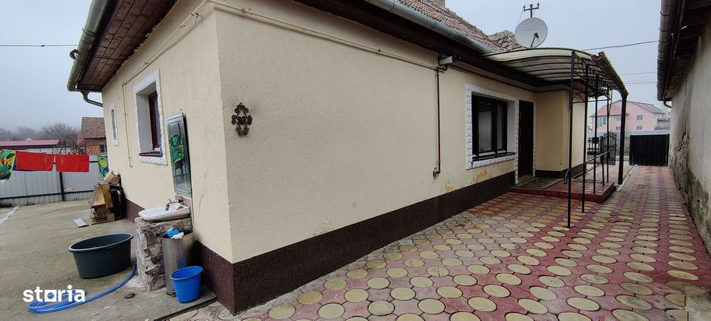 2 CASE / str. Eminescu