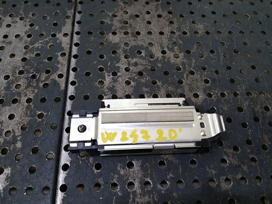 Amplificator antena mercedes b class w247 a1569050902