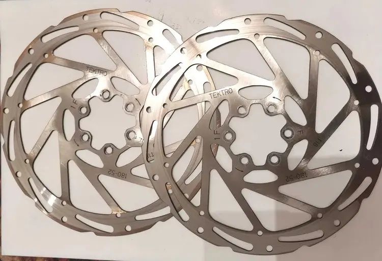 Set Discuri Frana MTB - Tektro T18 TR 180-52 - 6 suruburi - 180 mm