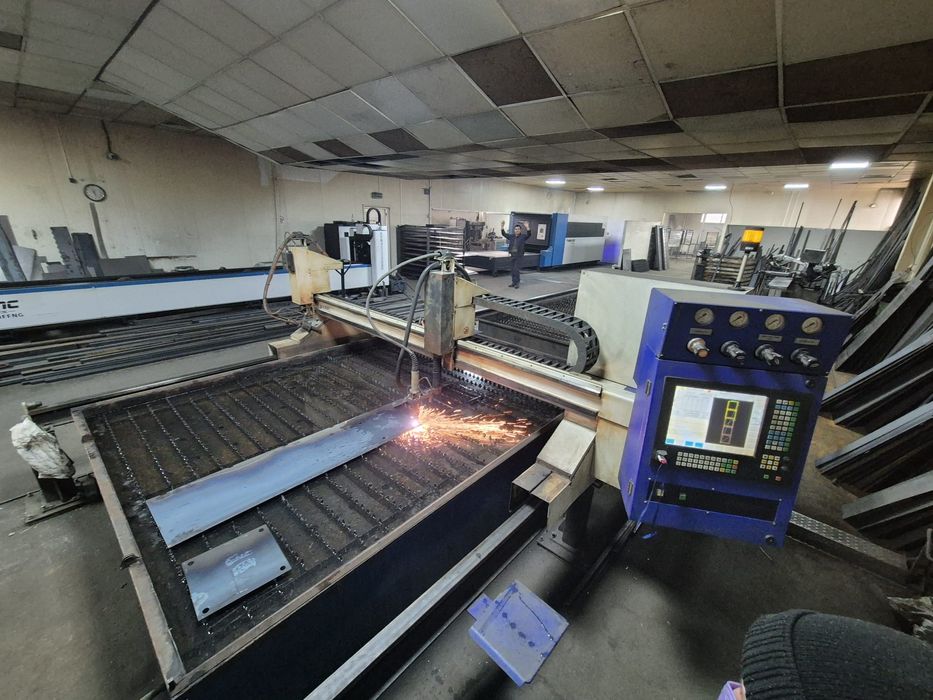 Masina CNC debitat tabla cu plasma Eckert Ruby Max