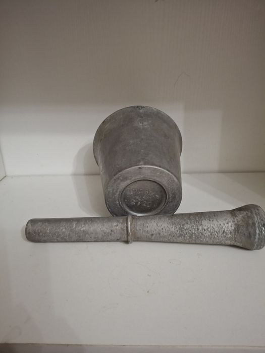 Ступка  с пестиком  алюминиевая