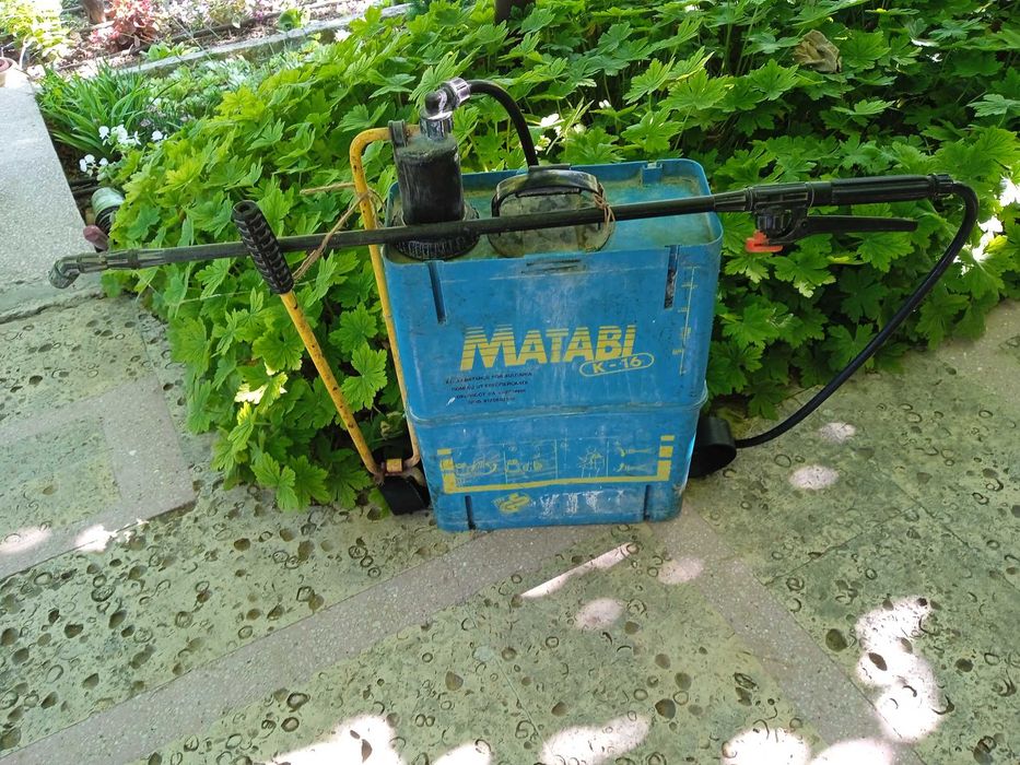 Градинска пръскачка