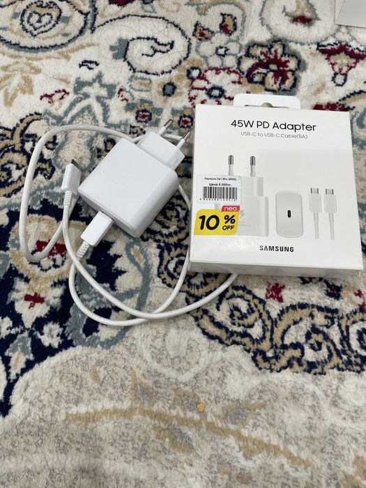 Продается зарятка от samsung typ c 45W в хорошем состоянии