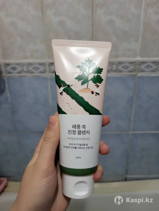 Гель для умывальния от Round Lab