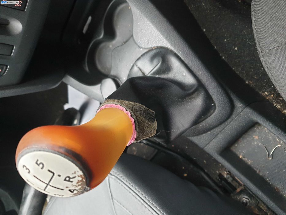 Nuca cu Manson in 5 Trepte de la Schimbator Trepte Viteze Dacia Sandero 2 2012 - 2016 (cu uzura) [Q0524]