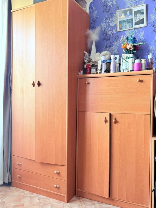 Продам шкаф с комодом