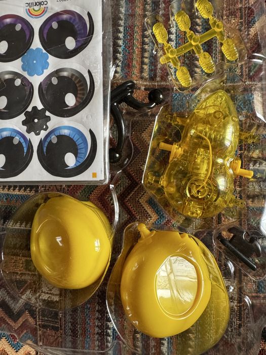 Игрушка-робот  ,,Пчелка,,