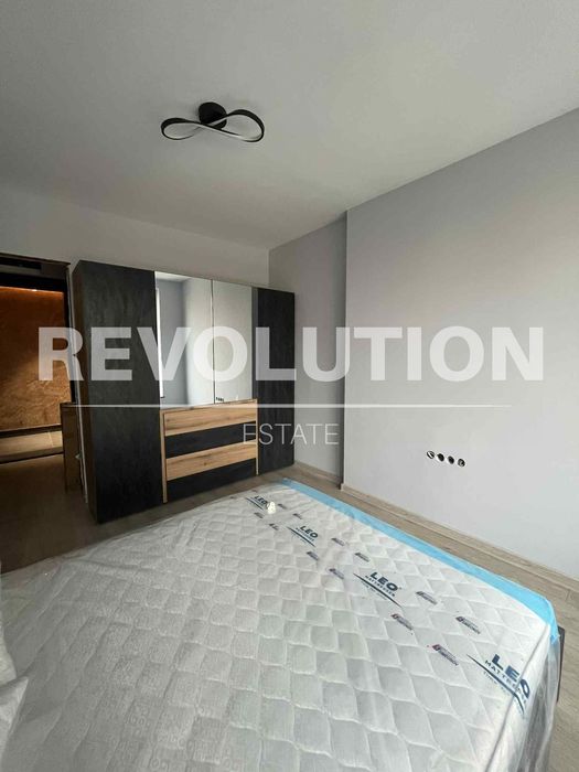 Дава се под наем Двустаен апартамент в Пловдив, Център - 65 кв.м за 664 € - Снимка #2