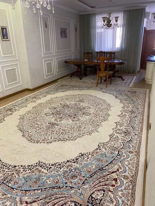 Кілем сатылады.