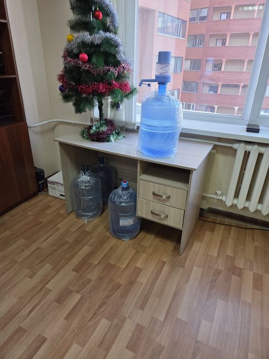 Продается офисная мебель