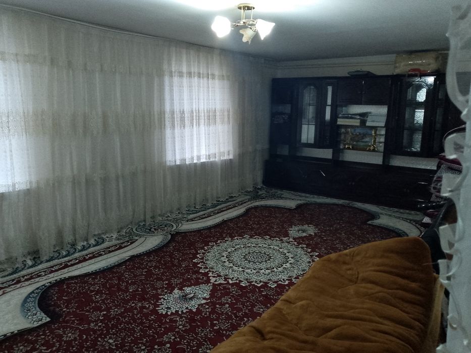 Yer uchastkasi bilan o'pshi 54000$ tezda sotilishi uchun beriladi