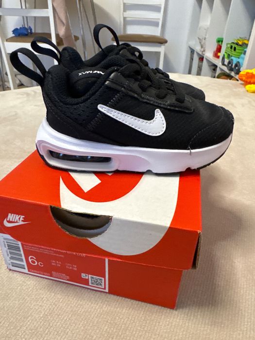 Nike air max бебешки маратонки 22 номер