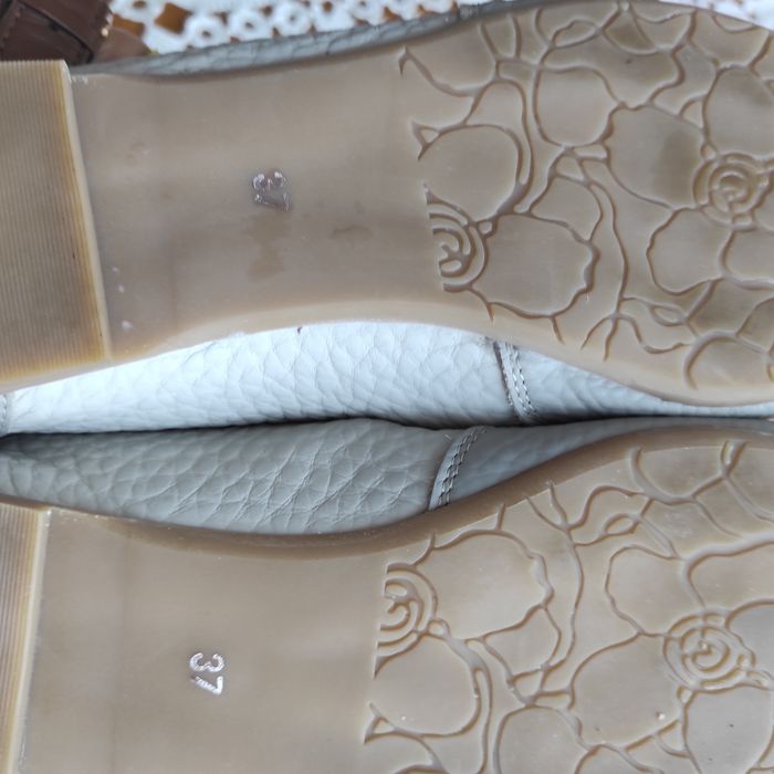 Vând balerini dama 37