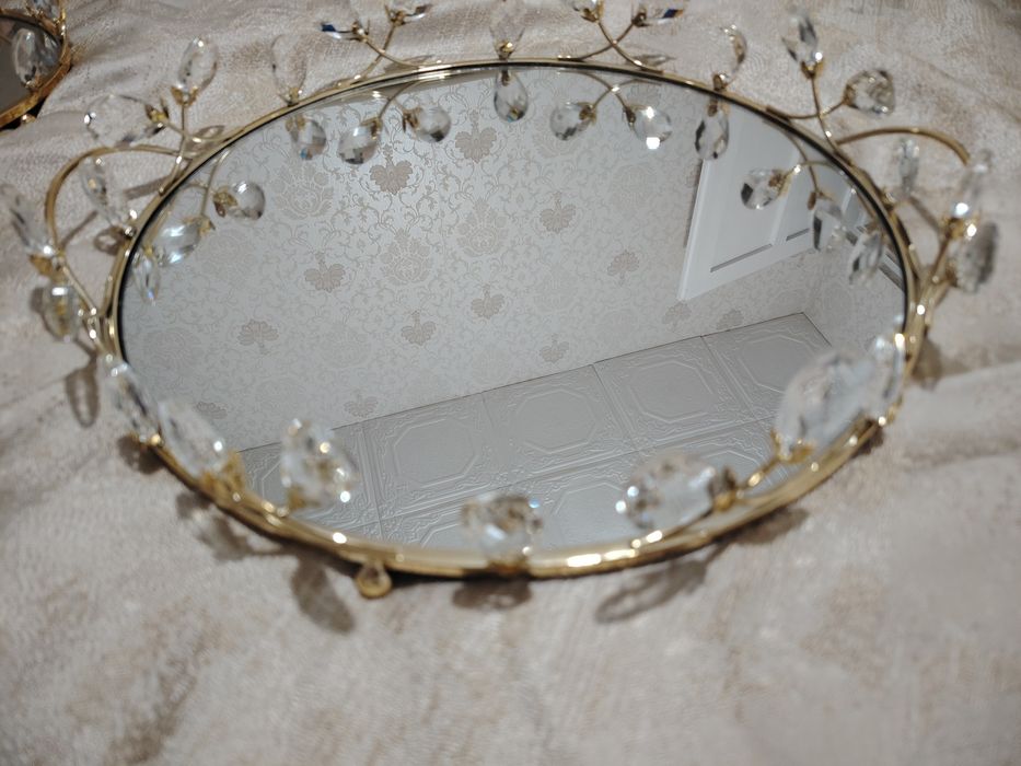 Tavi cristal  300 de lei sau 2 cu 500