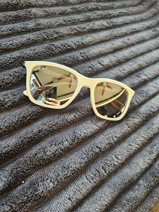 Слънчеви очила Ray-Ban & Ferrari