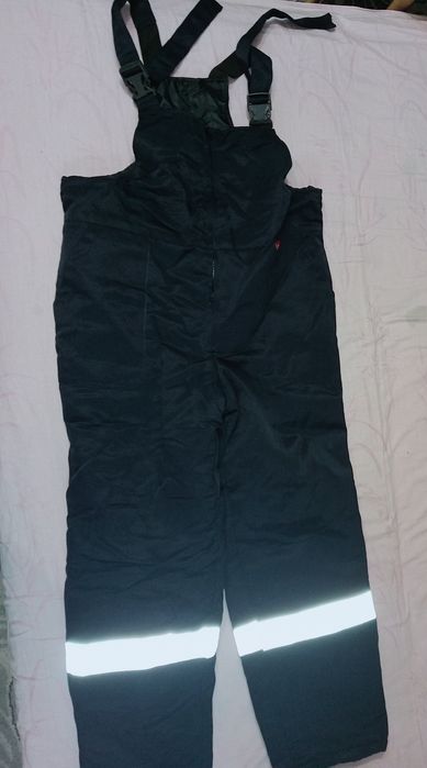 Срочно продам зимний комбинезон