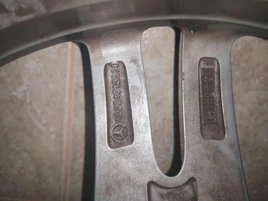 Джанти Мерцедес S Class с гуми Michelin Pilot Sport 4 dot 19