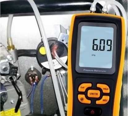 Manometru profesional de gaze, =  +/-350 Mb