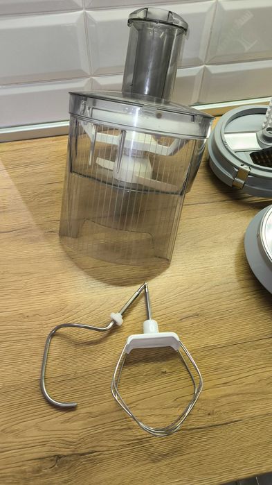 Кухненски робот BOSCH MUM54251