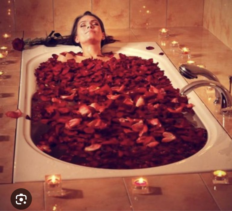 Лепестки роз для ванны