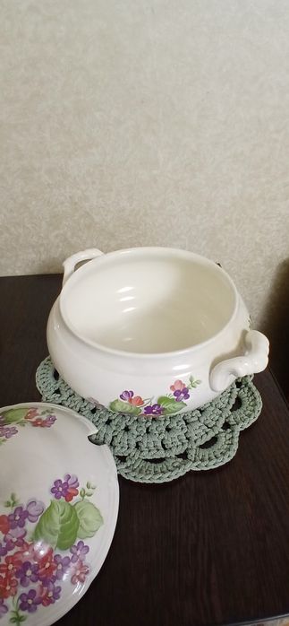 Продаю супницу керамическую