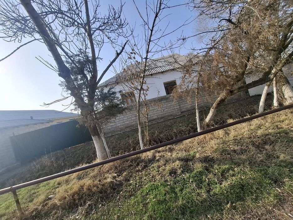 Uy sotiladi Oktyabrda