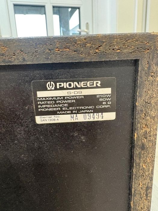 Boxe PIONEER s-d9