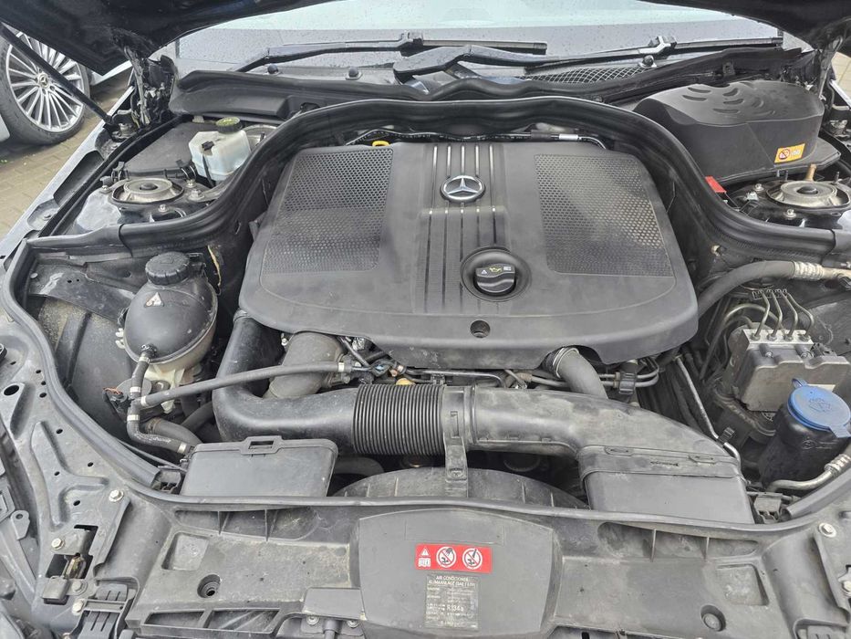 Dezmembrari dezmembrez Mercedes E-Class W212 facelift 2.2 CDI cod motor OM651924
